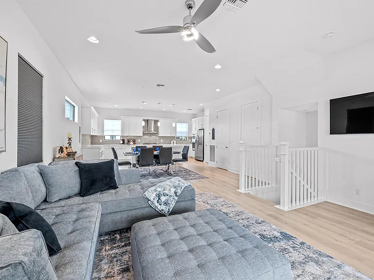 5255 Beckman Ter — Photo 17