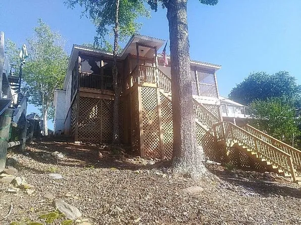 117 Badin Lake Rd, New London, NC 28127