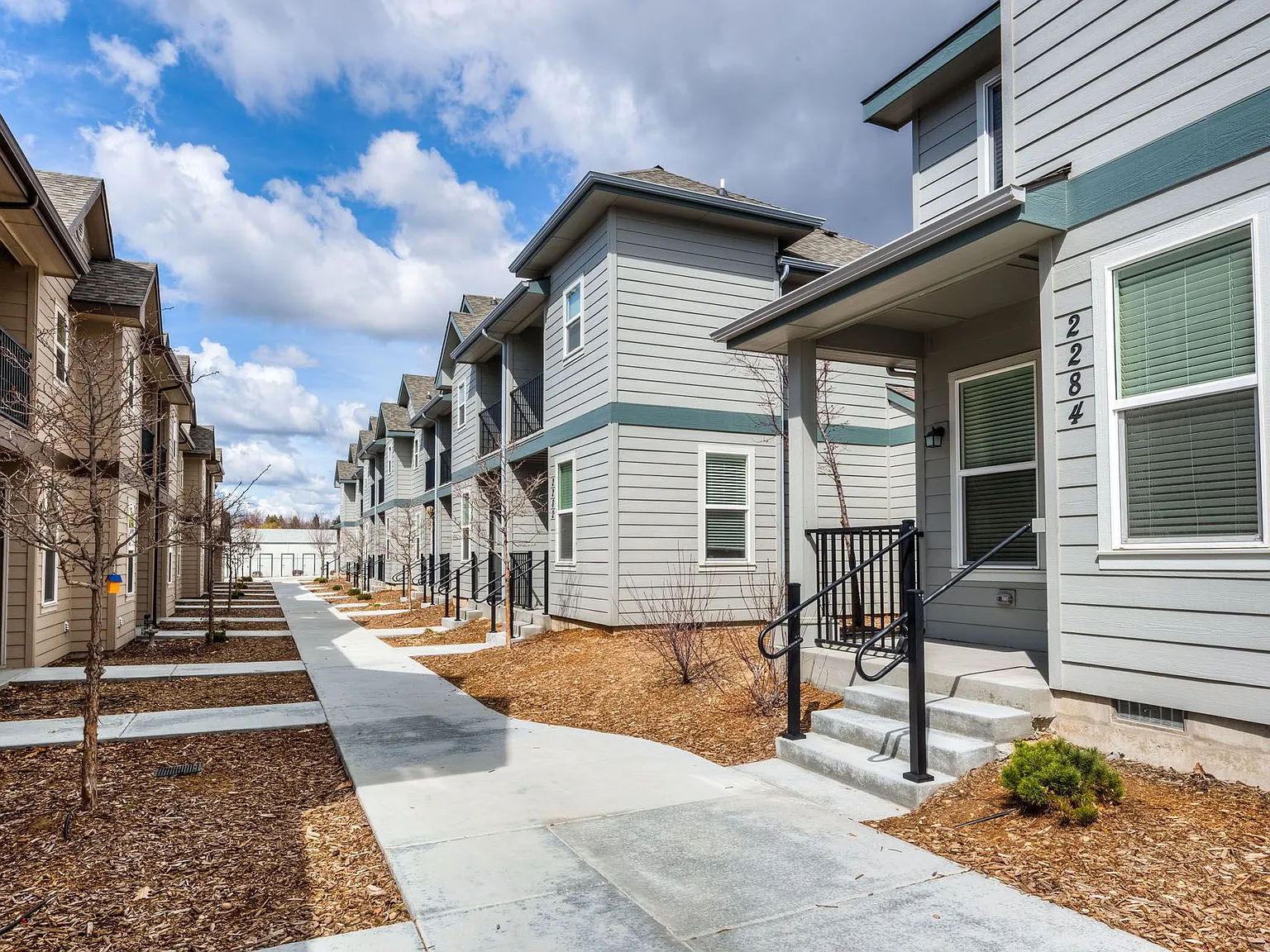 The Fallingbrook Townhomes — Photo 4