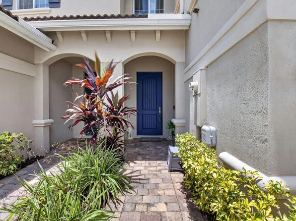 2626 Webb Ave, Delray Beach, FL 33444