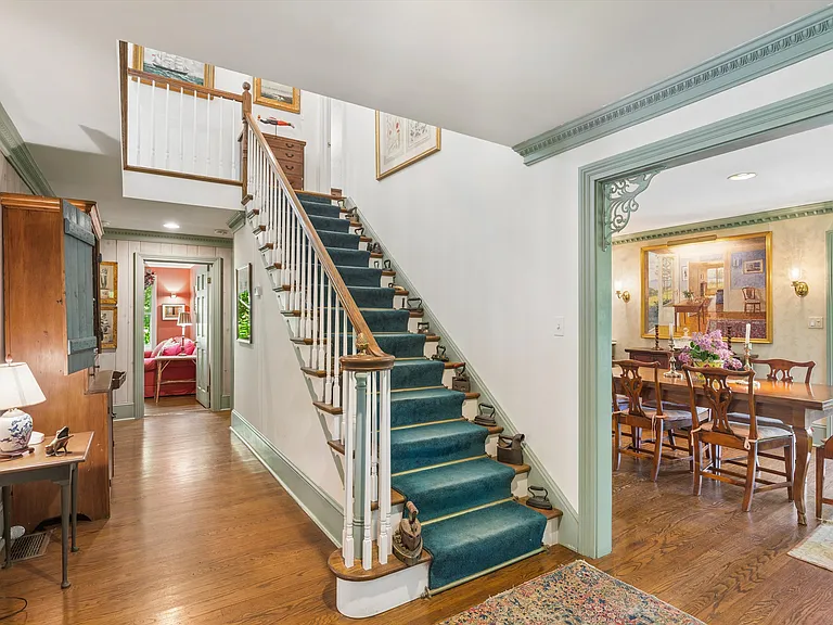 146 Westminster Rd — Photo 12