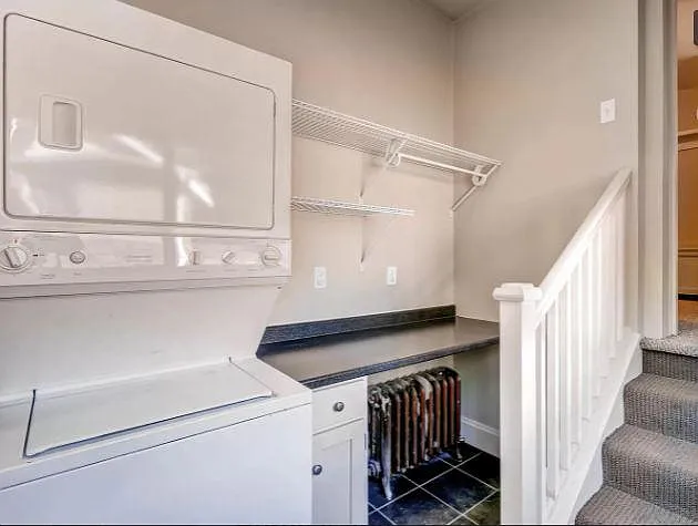 1015 Madison St — Photo 23