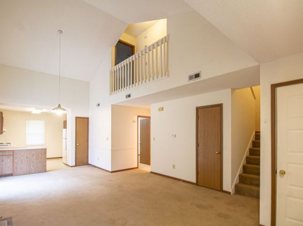 4000-4005 Danbury Ct #B