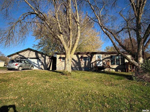 300 W Bobbi Ln, Vermont, IL 61484