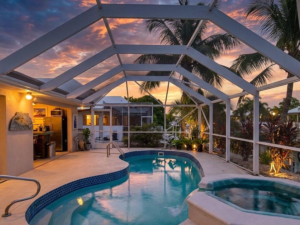 1st image of 20844 4th Ave W