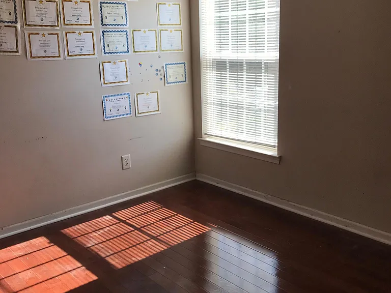 1704 Haleys Hope Ct — Photo 8
