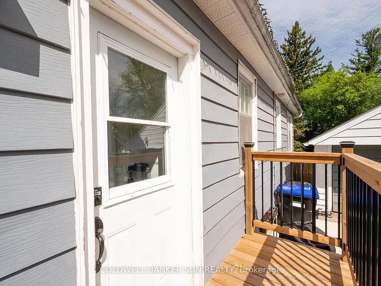 20 Maple Ln #BASEMENT — Photo 3