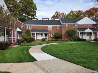 1267 Anderson Ave APT 21, Fort Lee, NJ 07024