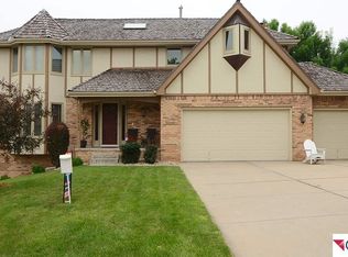 15412 Lloyd St, Omaha, NE 68144