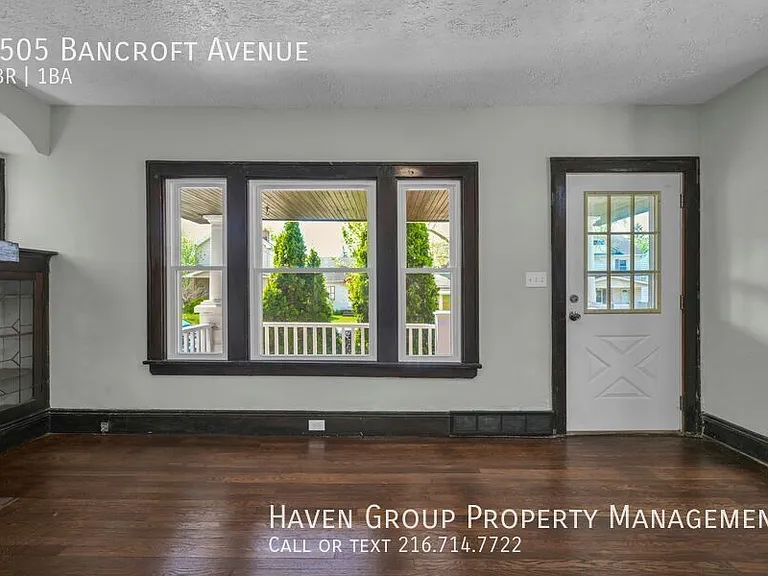8505 Bancroft Ave — Photo 4