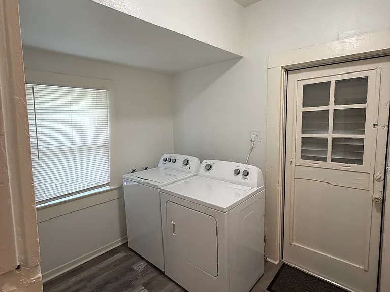 339 Kayton Ave #1 — Photo 6