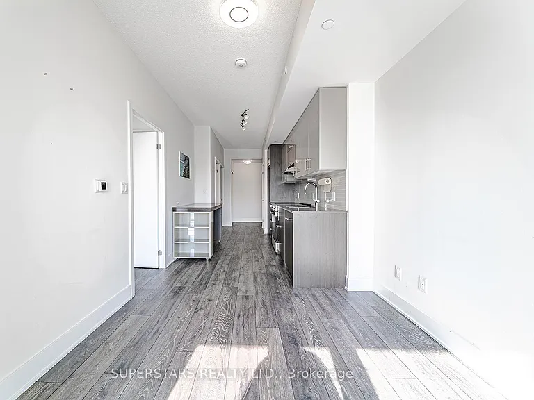 188 Fairview Mall Dr #2216 — Photo 6