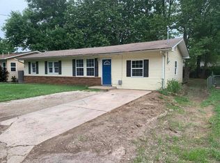 3219 W Latoka St, Springfield, MO 65807
