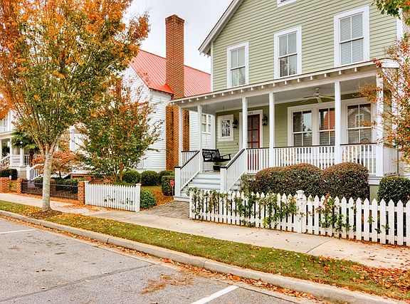 5th image of 523 Railroad Ave