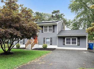 3 Winnebago Trl, Browns Mills, NJ 08015