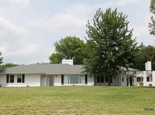 4254 Mountain Pass Rd, Troutville, VA 24175