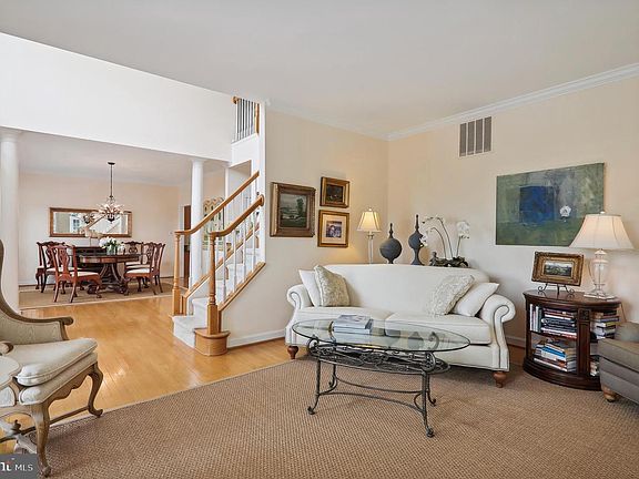 5th image of 12333 Briarbush Ln