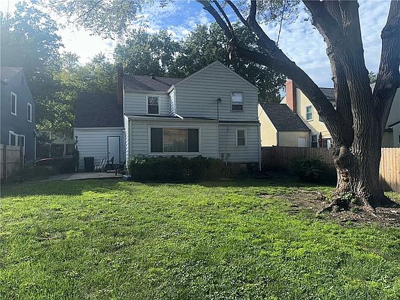 2nd image of 7427 Harrison St