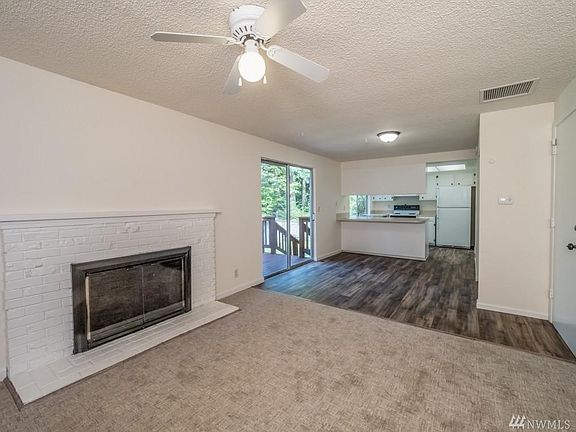 2nd image of 9521 167th Ave NE