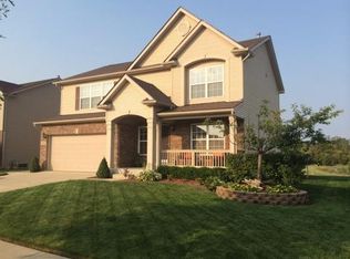 28763 Betsy Dr, Flat Rock, MI 48134