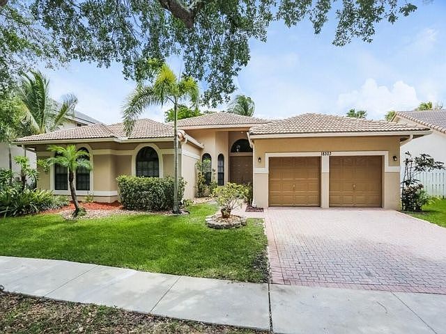 1st image of 18303 NW 15th Ln