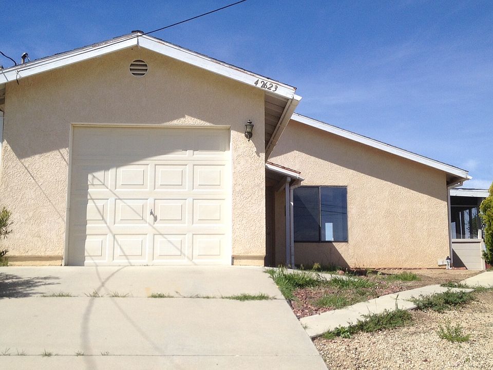 1st image of 42623 Pinecliff St