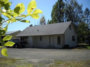 3039 Nonpareil Rd, Sutherlin, OR 97479