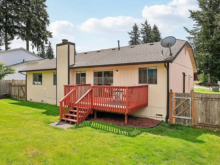12318 SE 223rd Dr — Photo 12