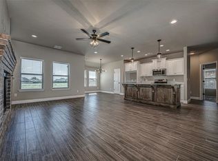 4525 Black Mesa Ln, Yukon, OK 73099