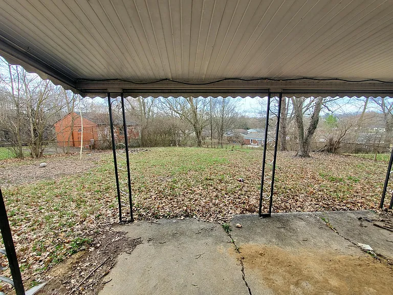 1047 Wellspring Dr — Photo 25