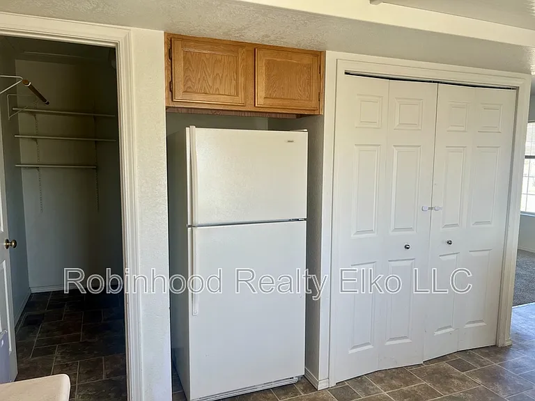 132 Flora Pl — Photo 13