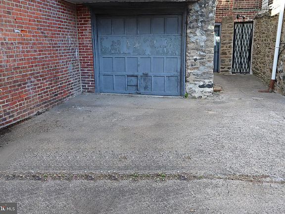3rd image of 2152 Stenton Ave