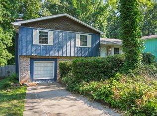 6611 Cambridge Dr, Rex, GA 30273