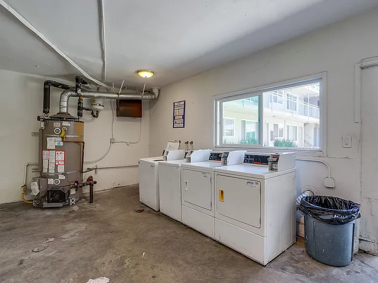 4024 Ursula Ave — Photo 14