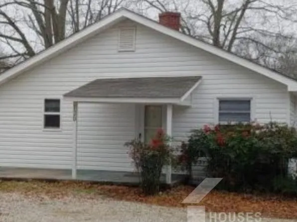 120 Community Rd, Cowpens, SC 29330