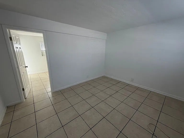 123 Erie St — Photo 38