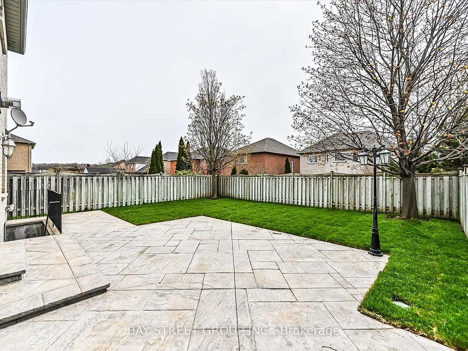 1st image of 25 Kirkbride Cres