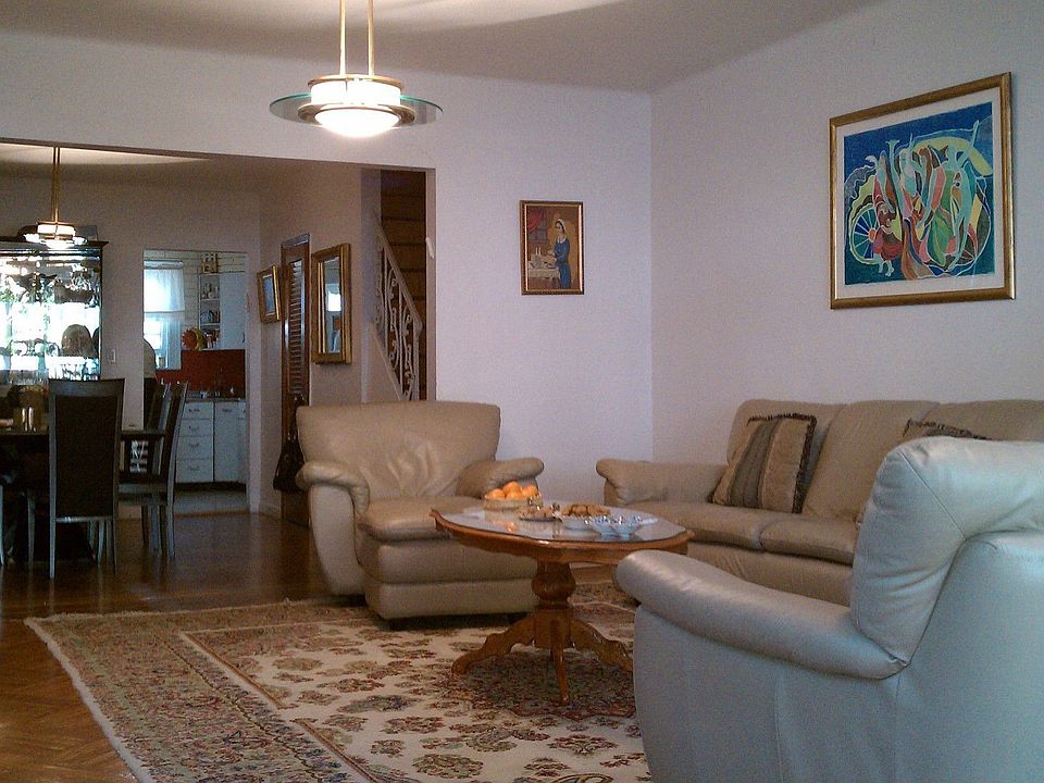 1st image of 1834 E 19th St