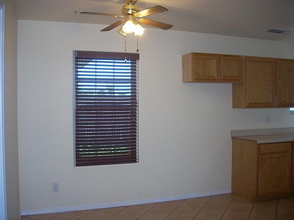 3rd image of 3102 S Washington Ave