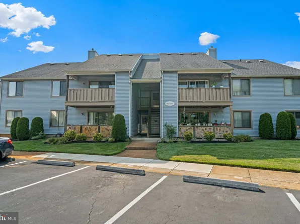 808 The Woods, Cherry Hill, NJ 08003