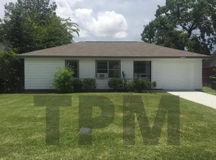 8726 Guinevere St, Houston, TX 77029