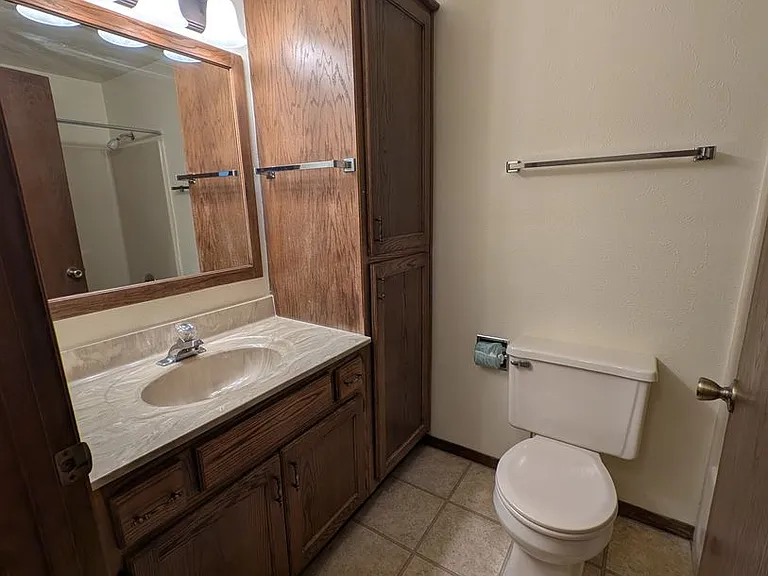 Pheasant Run Apartments — Photo 14
