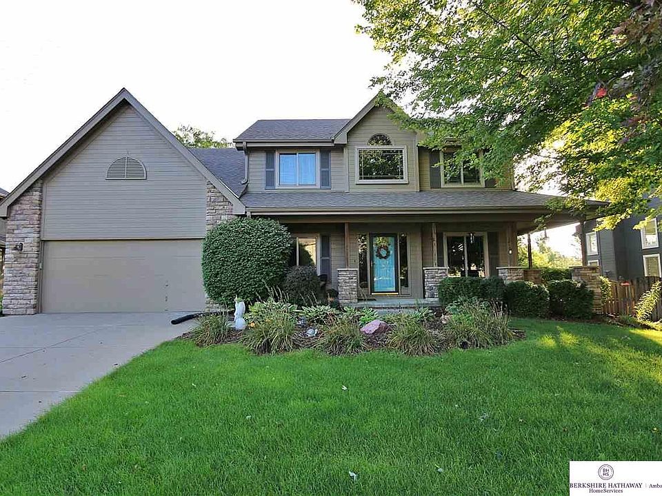 1st image of 4305 N 139th St