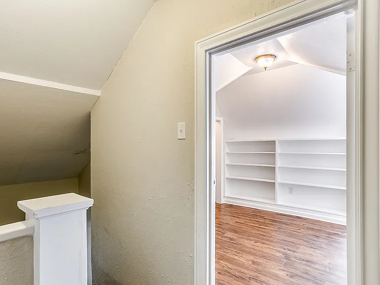 3257 Greene Ave #FULL — Photo 22