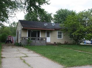 241 50th St SW, Wyoming, MI 49548