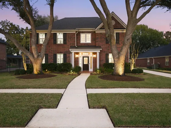 4714 Kirkwall Dr, Sugar Land, TX 77479