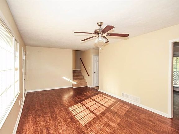 3rd image of 3951 Lauada Dr