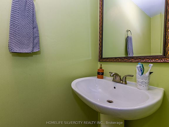 4th image of 7255 Dooley Dr #29