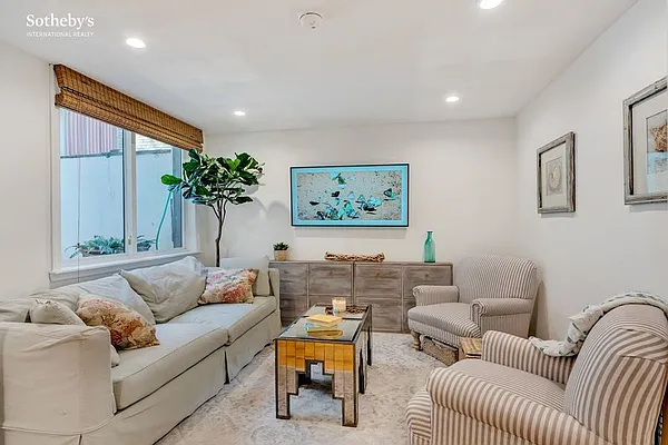 Rented by Sotheby's International Realty | media 13