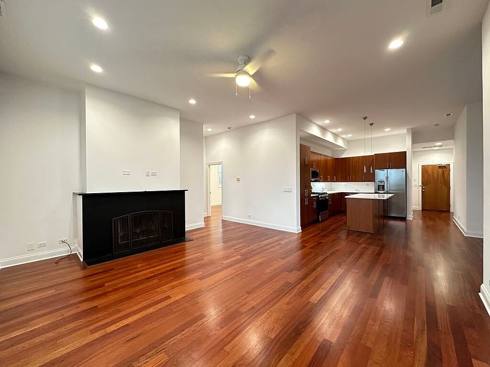 1st image of 1354 W Augusta Blvd #G09c
